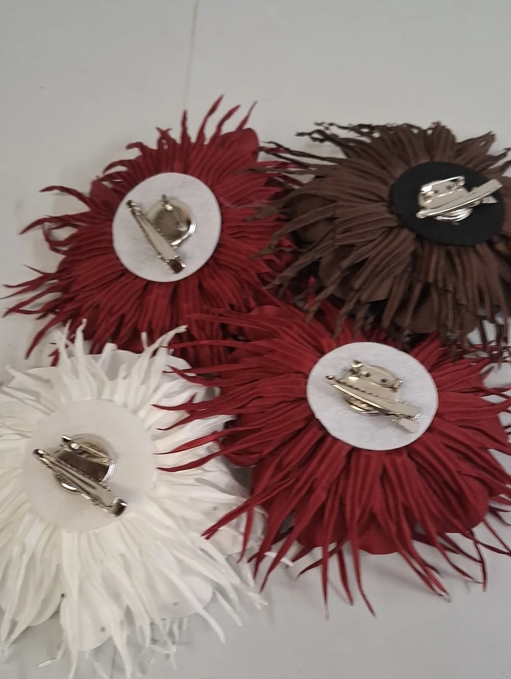 4 Dainty Spiky Fabric Flower Brooch Pin for Women